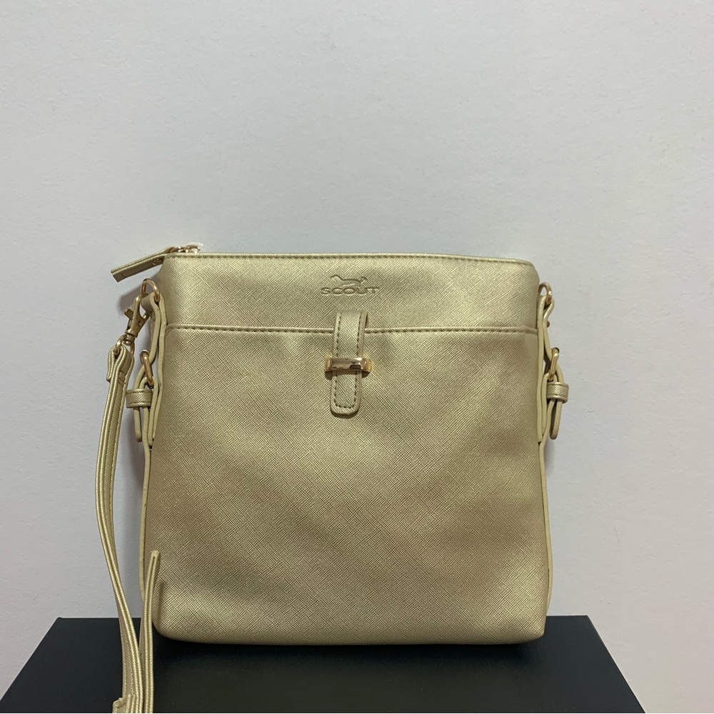 Scout Gold Crossbody Bag